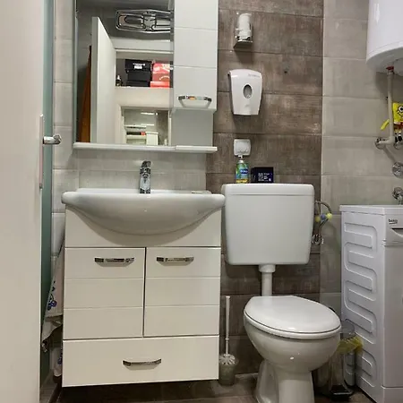 New Cozy Apartment/ Close To Center Apartamento